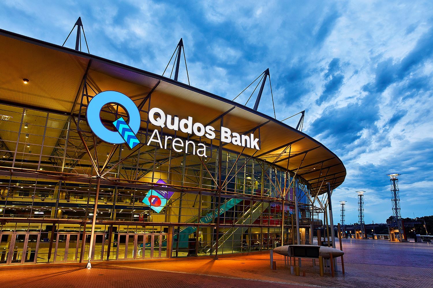 Arrive to Qudos Bank Arena in Style with LuxVan